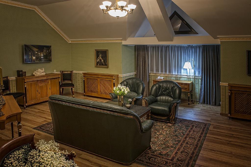 Hotel Pod Bránou Bardejov Habitación foto